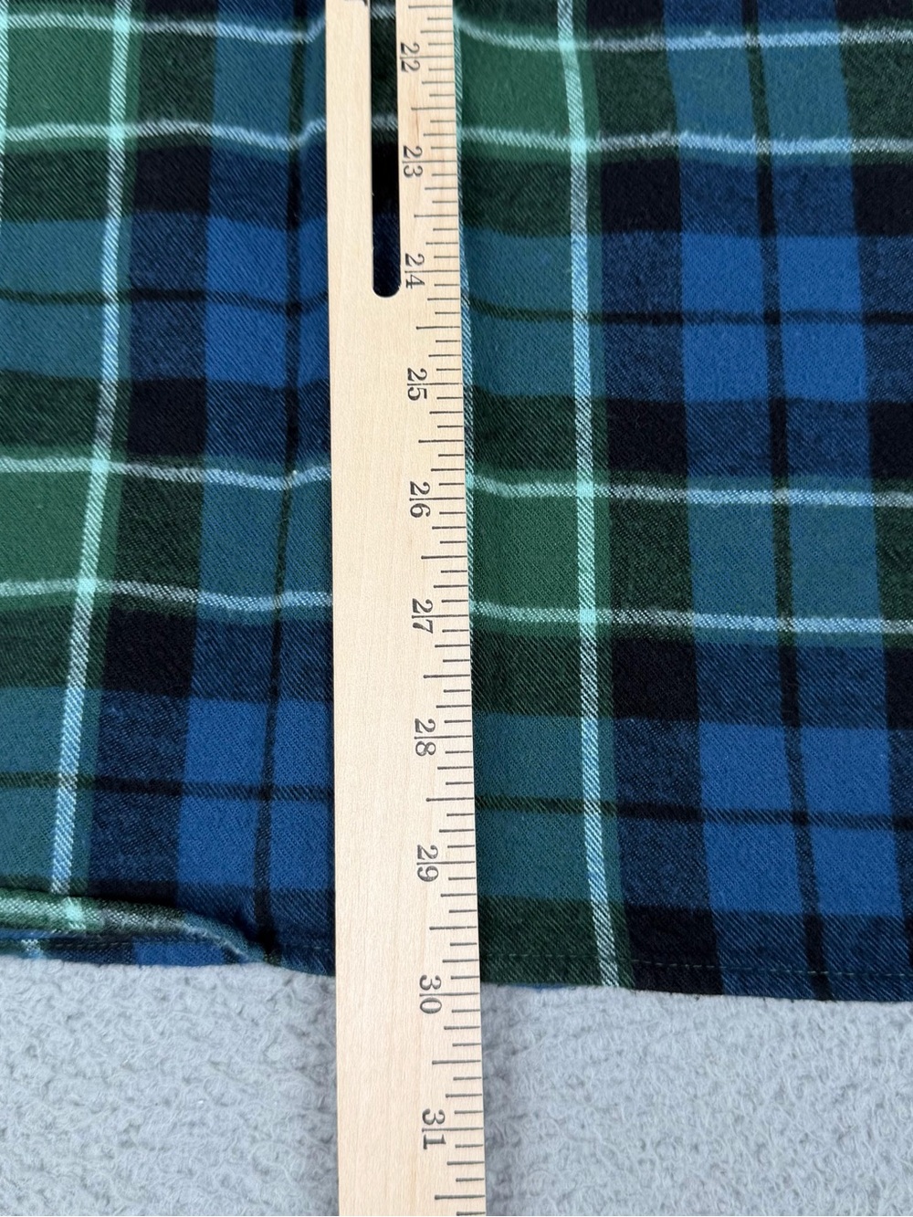 LL Bean Scotch Plaid Flannel Shirt Mens Large Blue Green Cotton Button Preppy - Picture 5 of 8